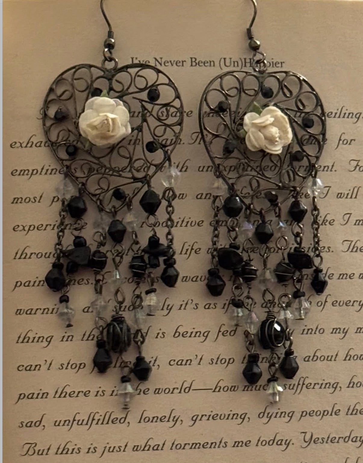 Vintage earrings 🥀