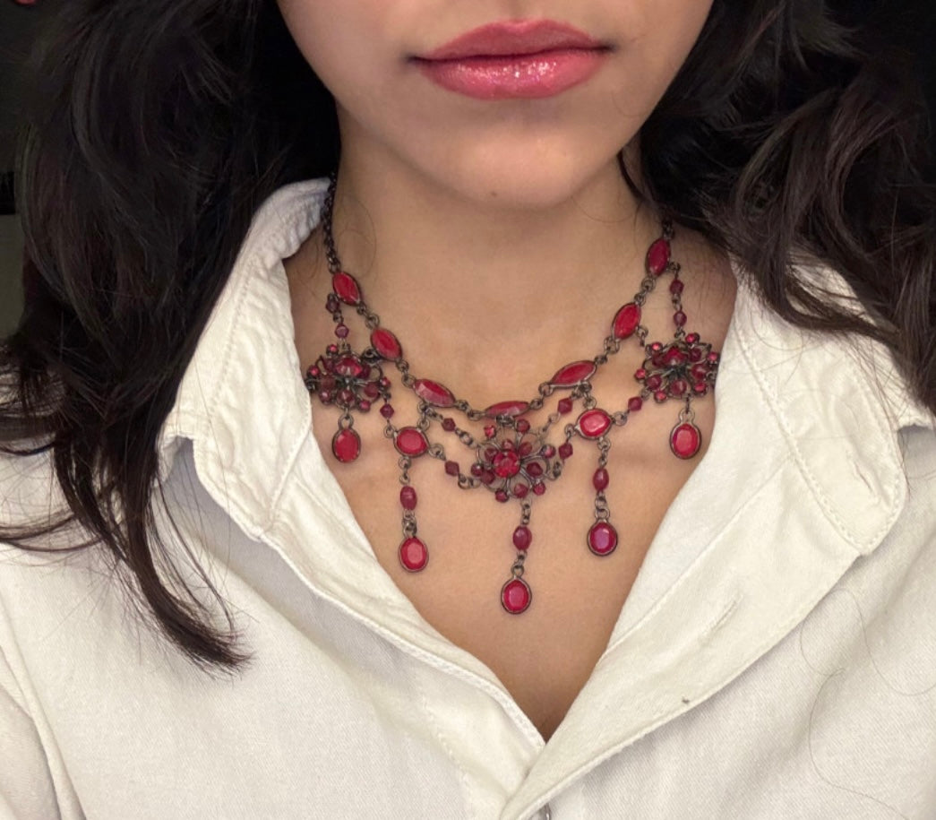 y2k neckpiece