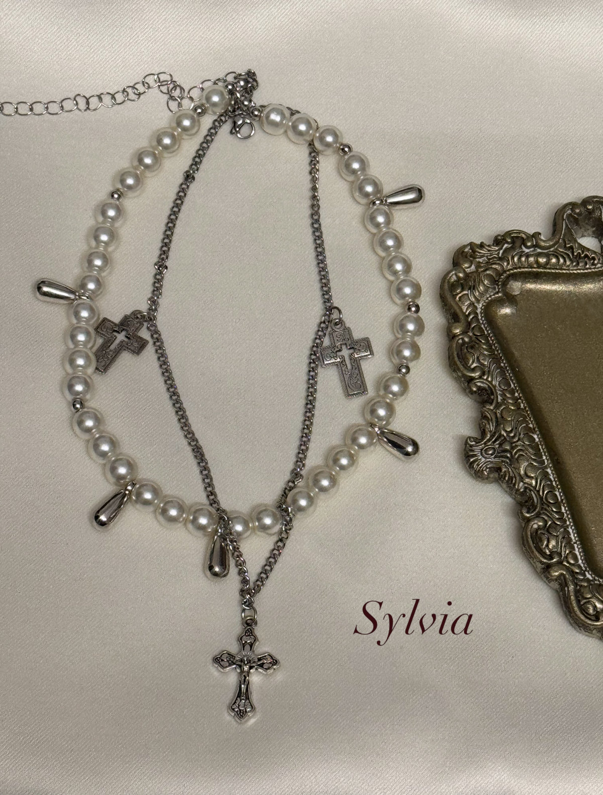 sylvia necklace