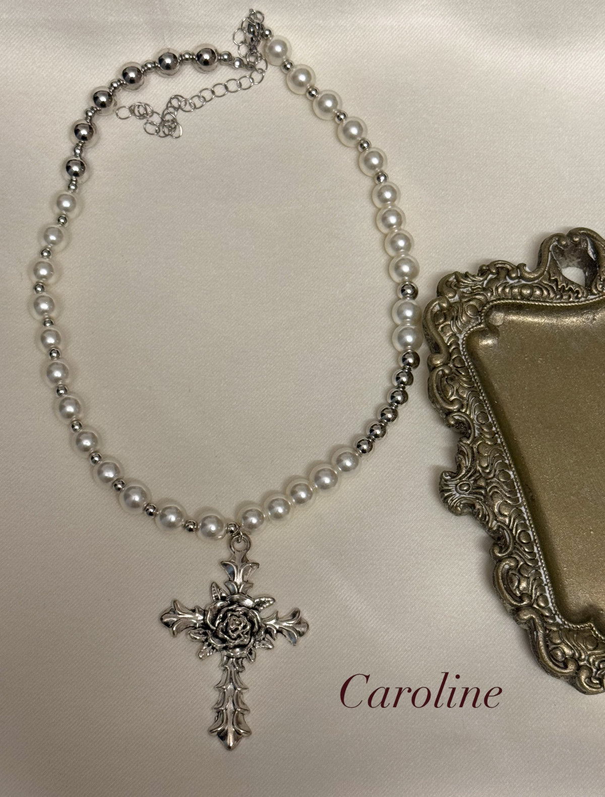 caroline necklace